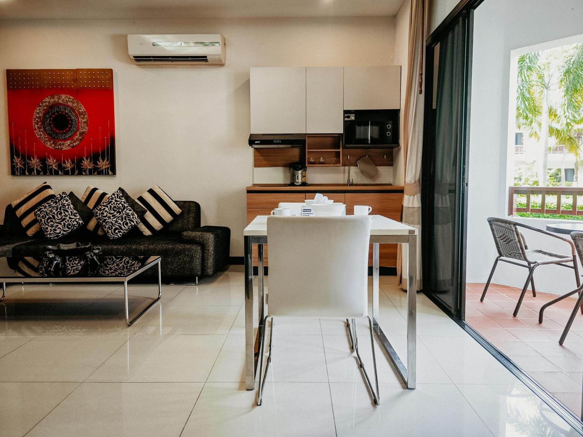 Rawai Grand House -Sha Plus Exterior foto