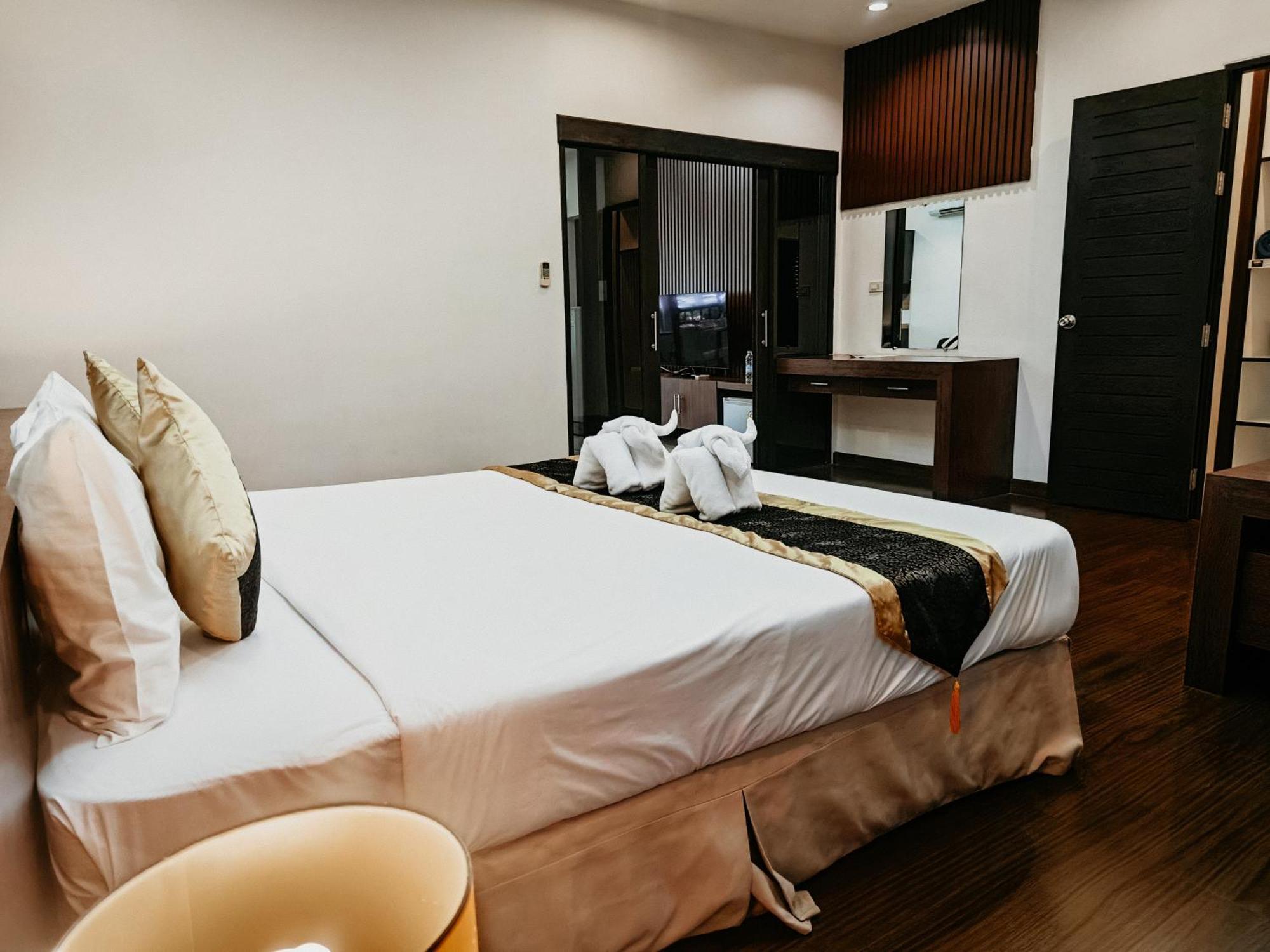 Rawai Grand House -Sha Plus Exterior foto